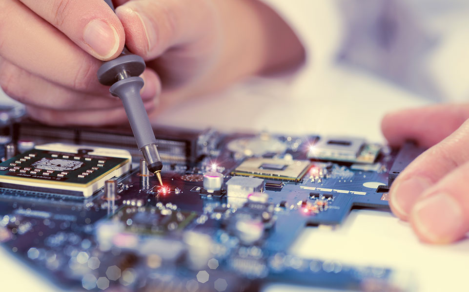 Corporate Minority: How to Become an Electrical Engineer
